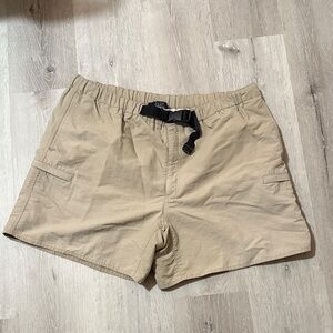 Vintage (90’s) Lands'‎ End Men's Belted Tan Cargo Shorts